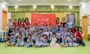 【社会实践】绘本润童年，故事伴成长——“小水滴”团队赴幼儿园开展绘本活动