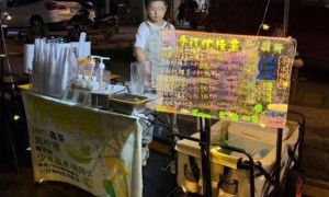 一个21岁中国姑娘在阿根廷机场，给所有为人父母者上了深刻的一课